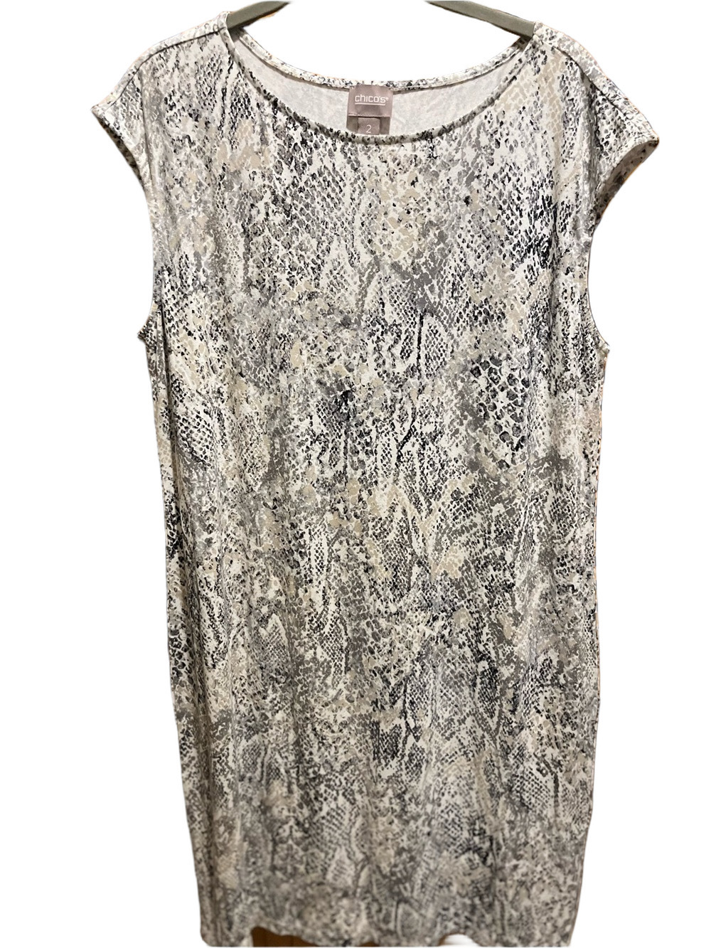 84. WOMENS CHICO’S 2/L DETAIL DRESS - Picture 2 of 5
